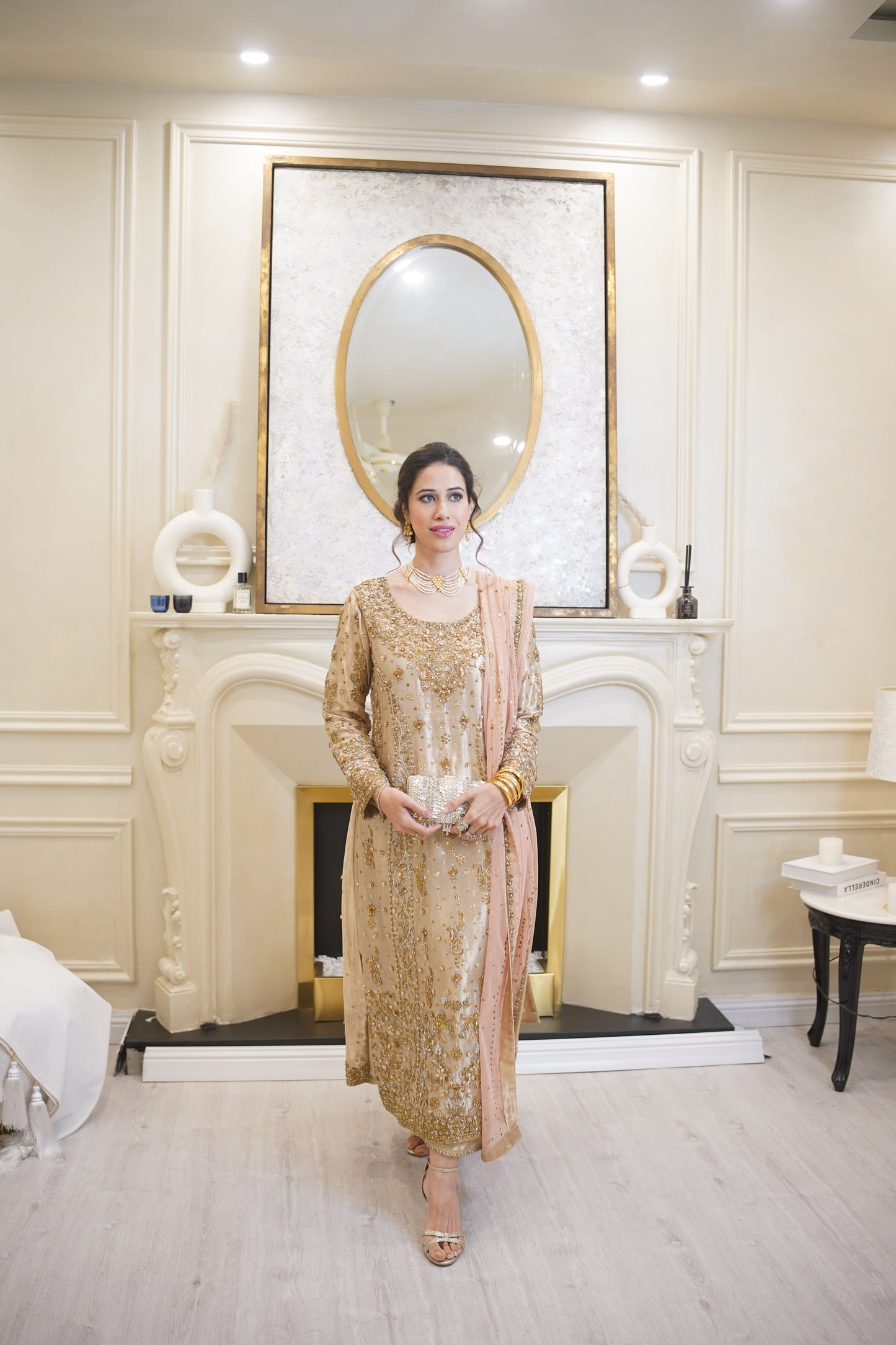 Zarminay Kurta