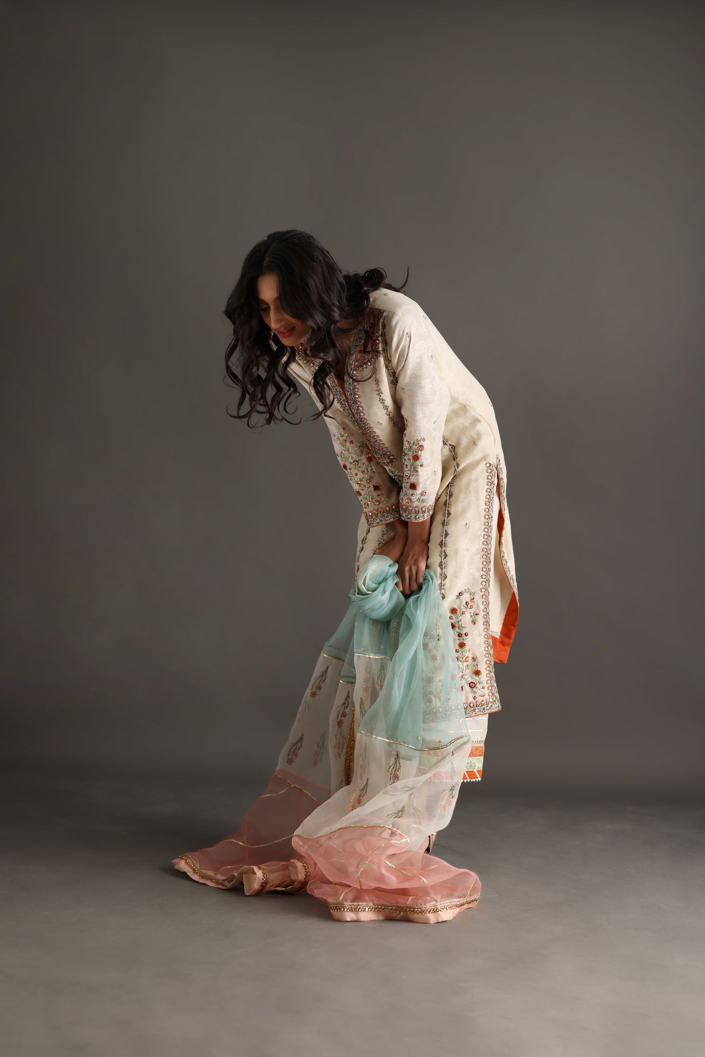 Iffat Kurta